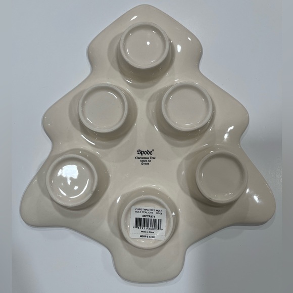 Christmas Tree Hole Tealight 6 Holders - Picture 5 of 6